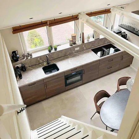 Σπίτι διακοπών Ubuntu Luxe Vakantiewoning Met Sauna & Nieuw Design